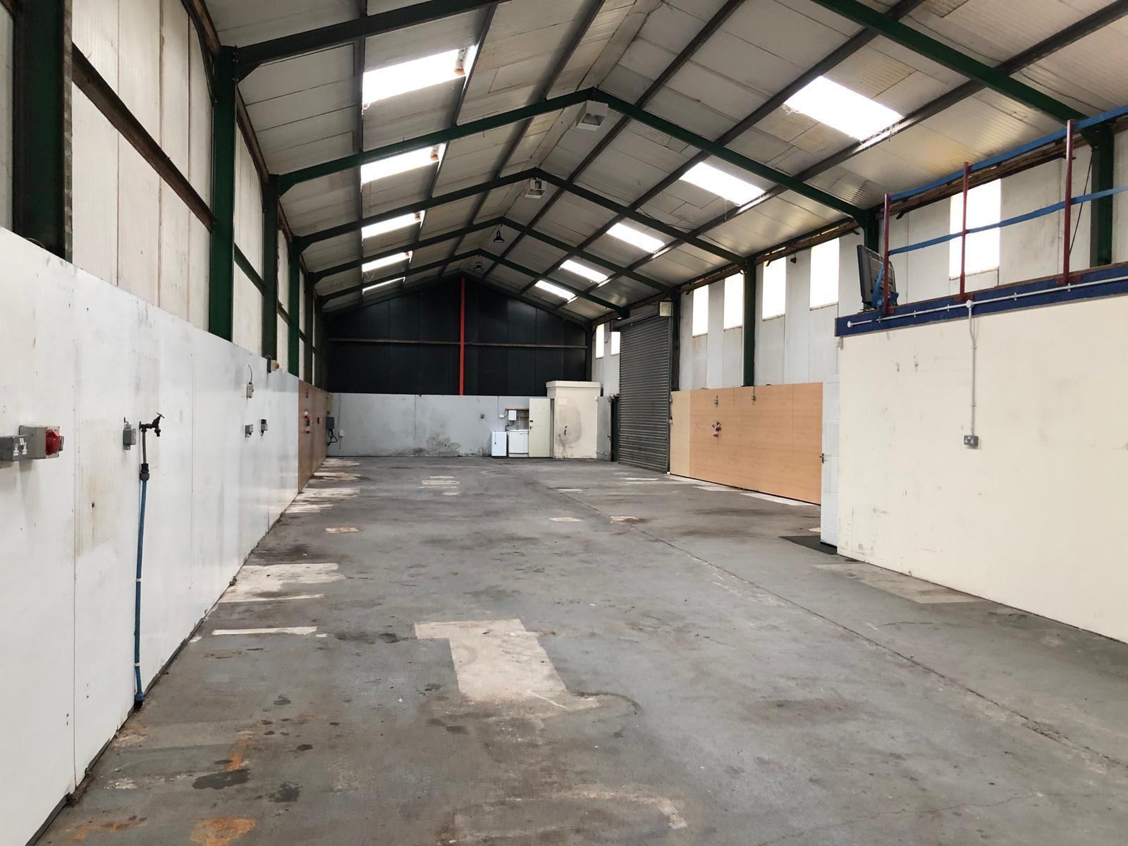 Industrial Unit in Newark - photo 2